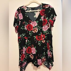 Torrid Floral V-Neck Women Top